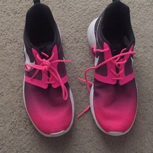 Nike Roshes